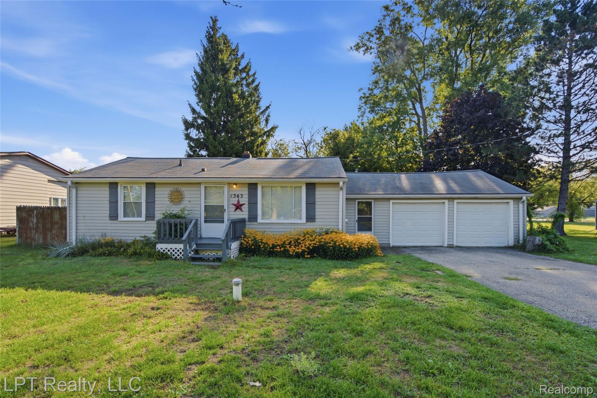 1363 Kettering Street, Burton, Mi 48509 Main Photo