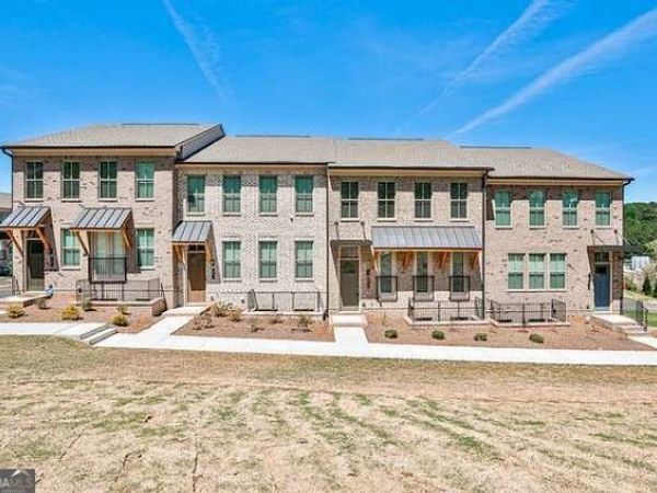 4274 Sand Pine Alley, Doraville, GA 30360