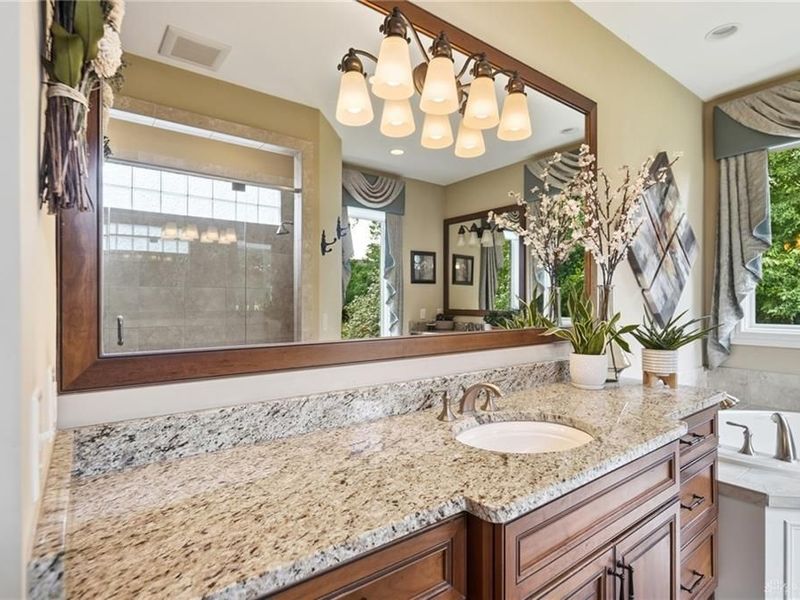 10842 Mariam Lane, Washington Township, OH 45458 Photo 33