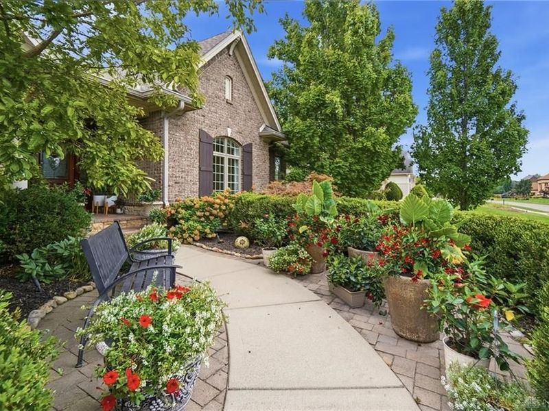 10842 Mariam Lane, Washington Township, OH 45458 Photo 4