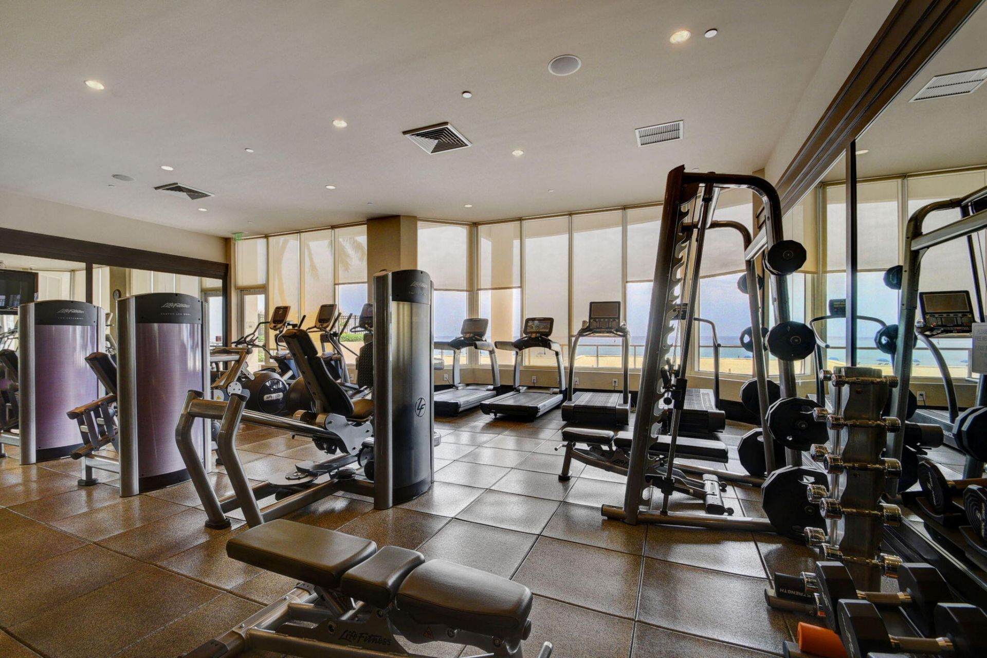2700 N Ocean Drive, Unit 905B, Riviera Beach, FL 33404 Photo