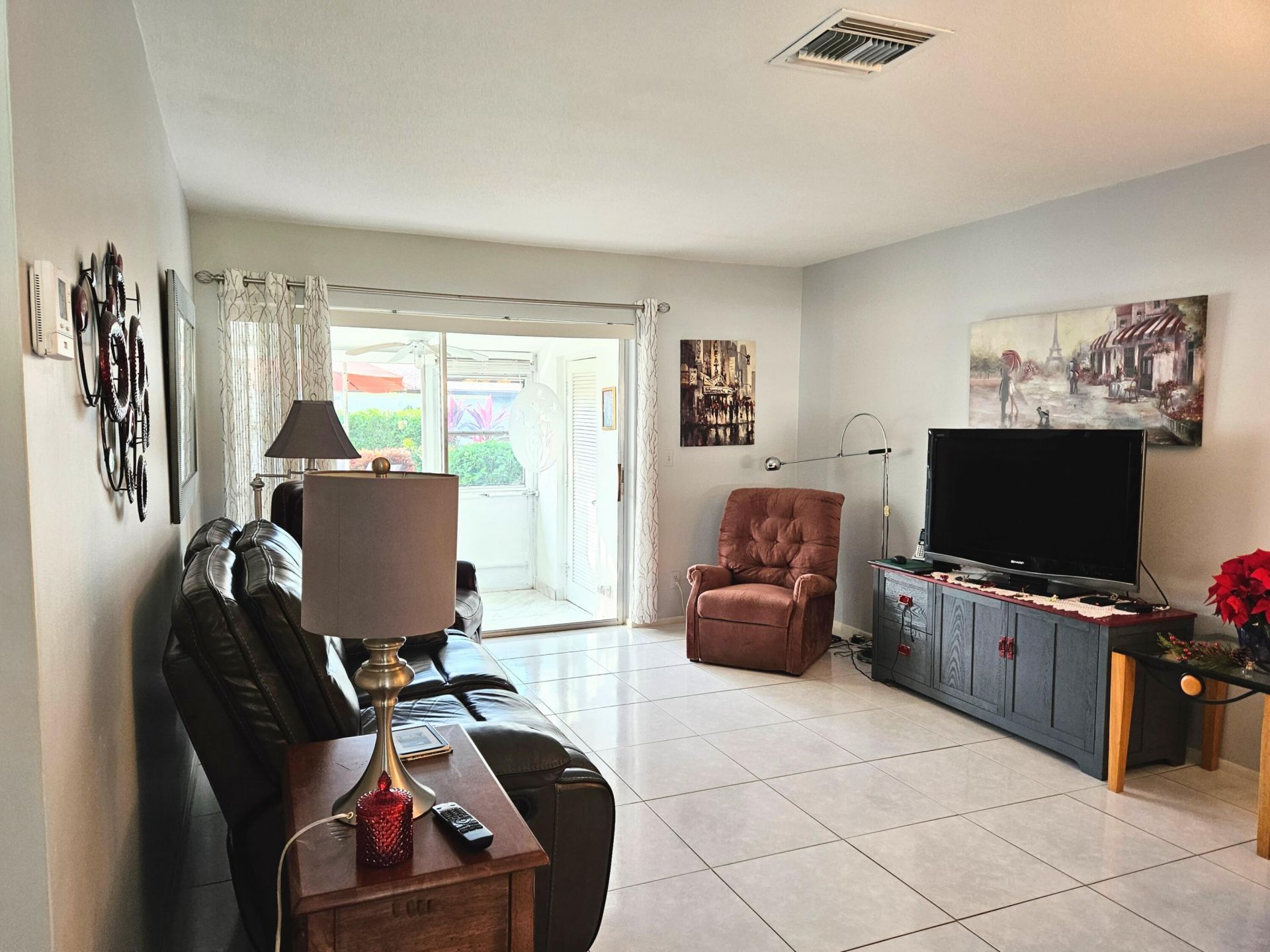 2920 Crosley Drive E, Unit B, West Palm Beach, FL 33415 Photo