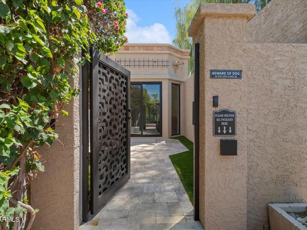 8401 N 84TH Place, Scottsdale, AZ 85258