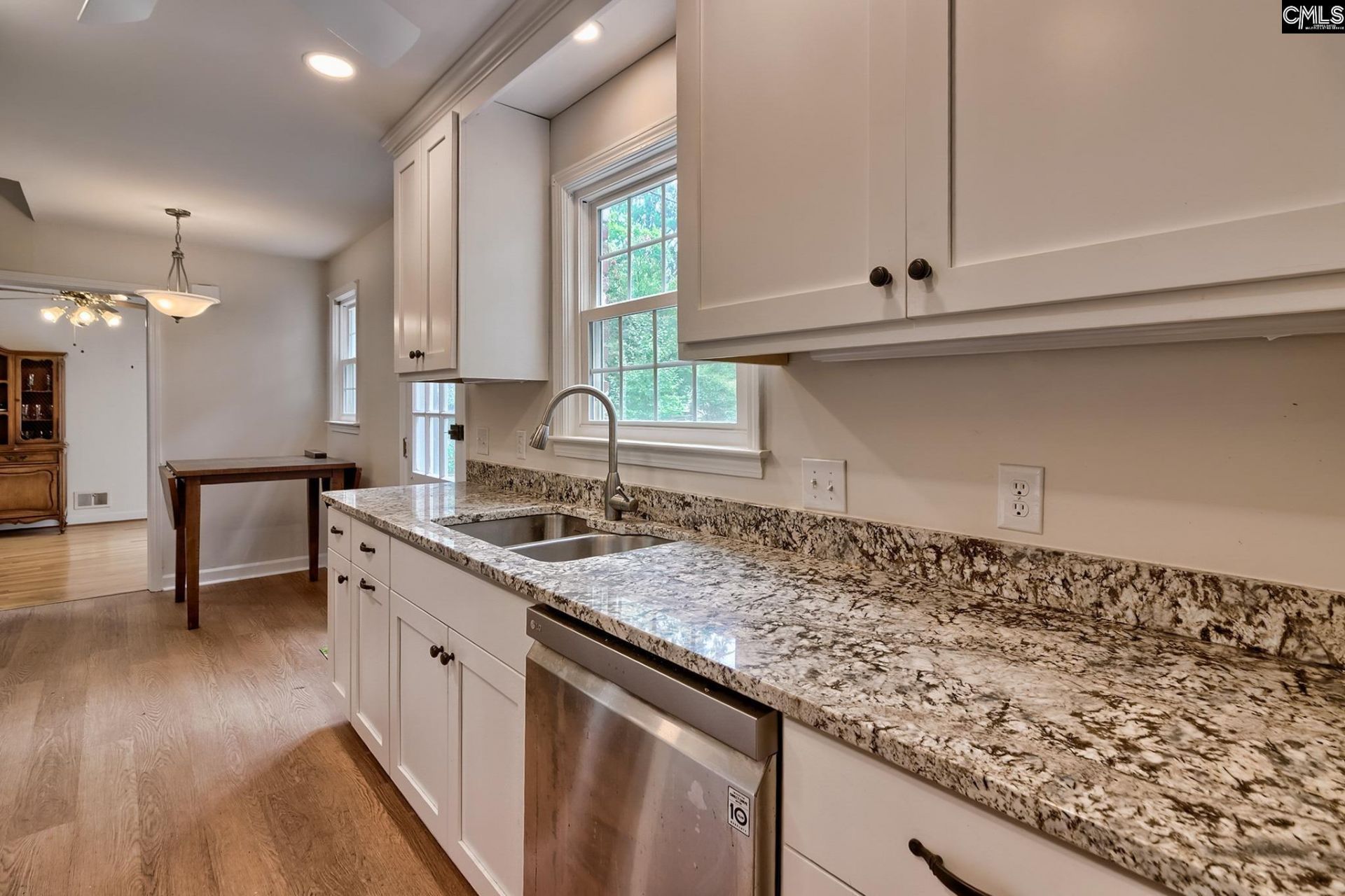 316 Barmount Drive  Photo 6