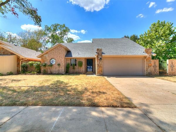 260 N Creekdale Drive, Norman, OK 73072