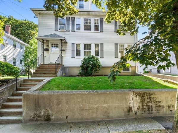 16 Harding Ave, Unit 16, Belmont, MA 02478