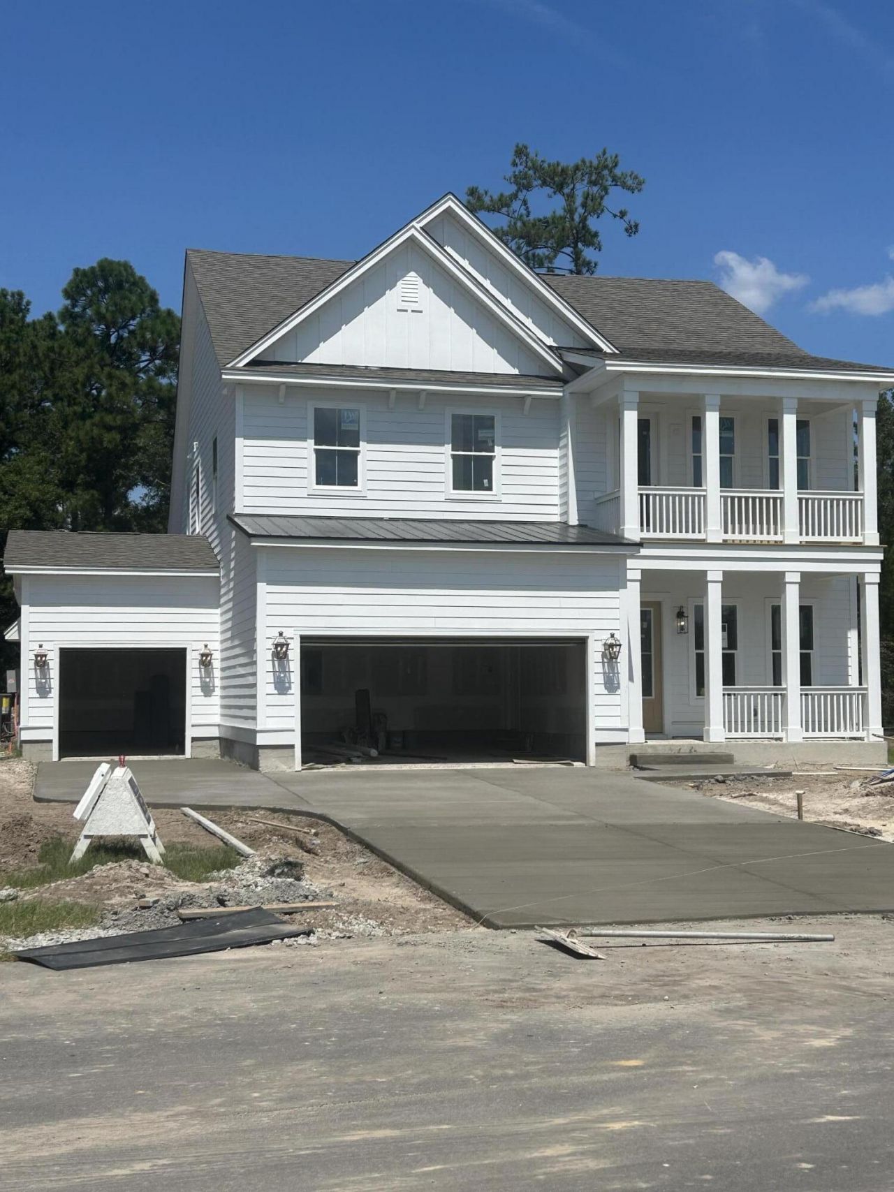 1021 Tributary Boulevard Photo 1