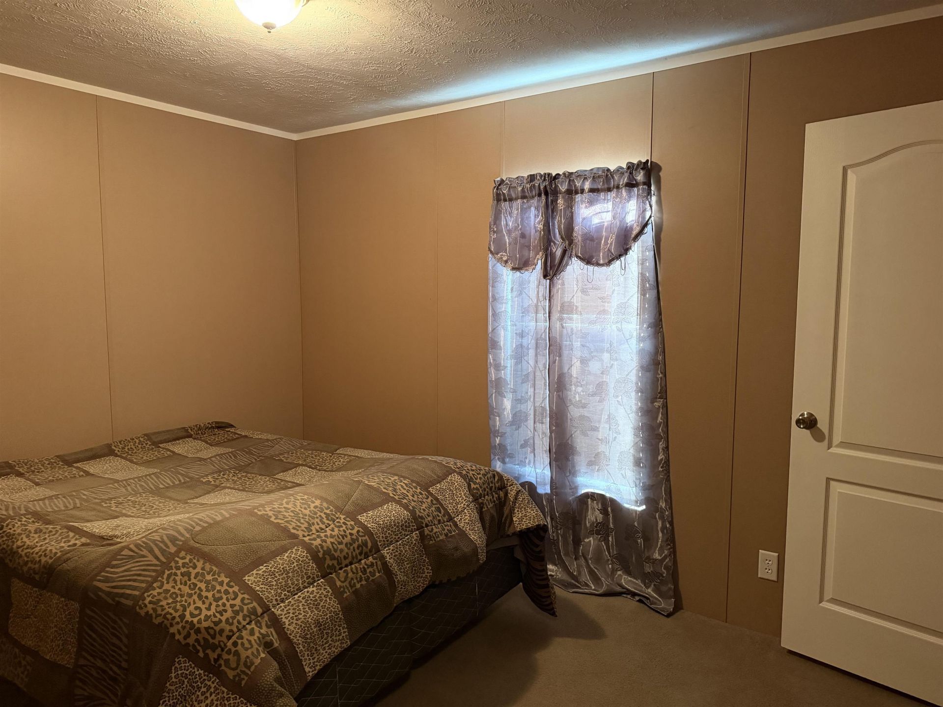 835 Oatland Rd. Photo 15