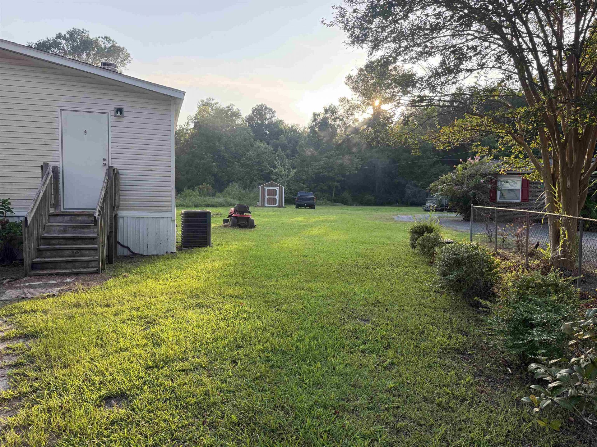 835 Oatland Rd. Photo 4