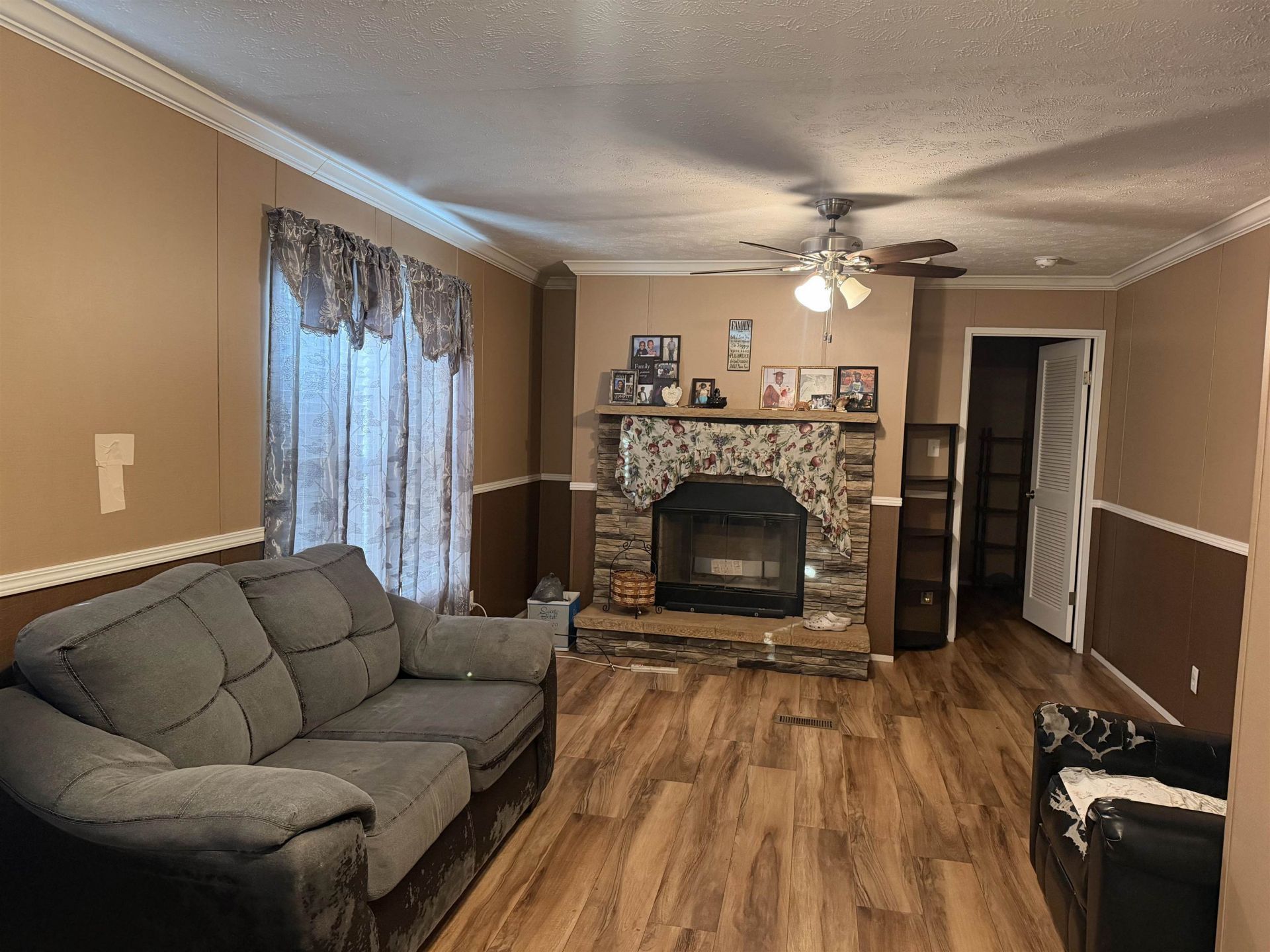 835 Oatland Rd. Photo 8