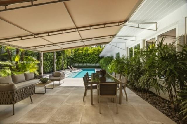 205 S Shore Dr S, Miami, FL 33133 Photo