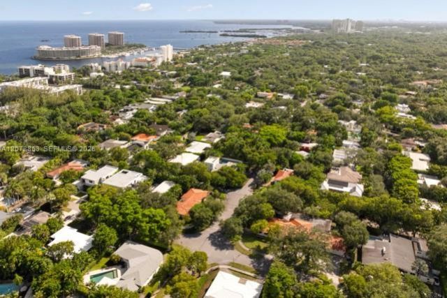 205 S Shore Dr S, Miami, FL 33133 Photo