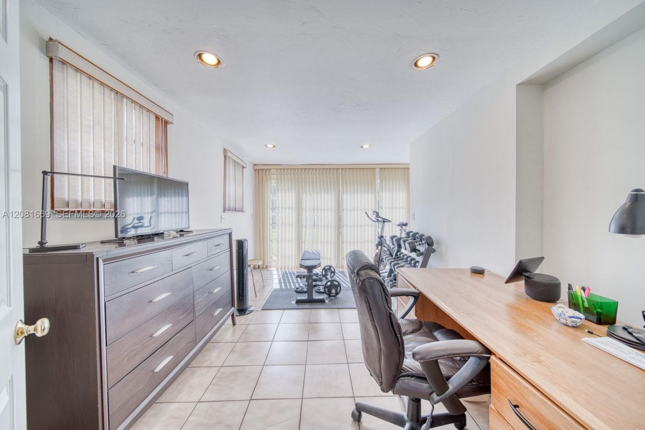 3435 SW 73rd Ave Rd, Miami, FL 33155 Photo