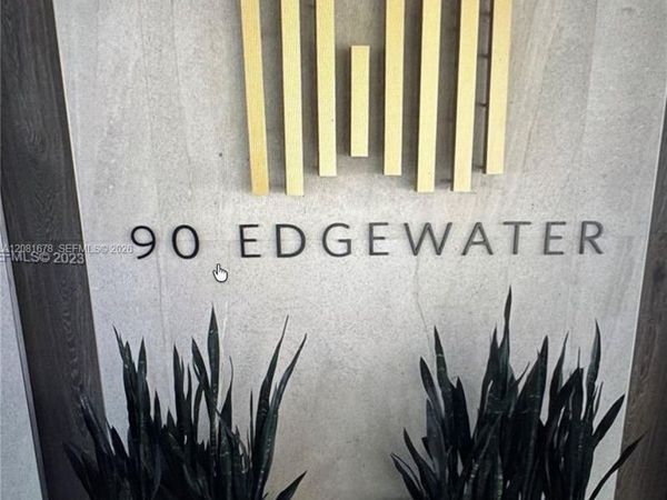 90 Edgewater Dr, Unit 121, Coral Gables, FL 33133