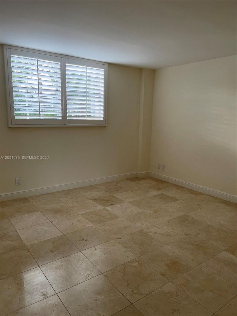 90 Edgewater Dr, Unit 121, Coral Gables, FL 33133 Photo