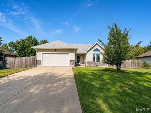 1401 Woodspice Trail , Lebanon, MO 65536