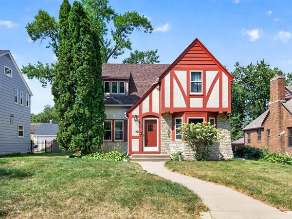 5428 10th Avenue S, Minneapolis, MN 55417