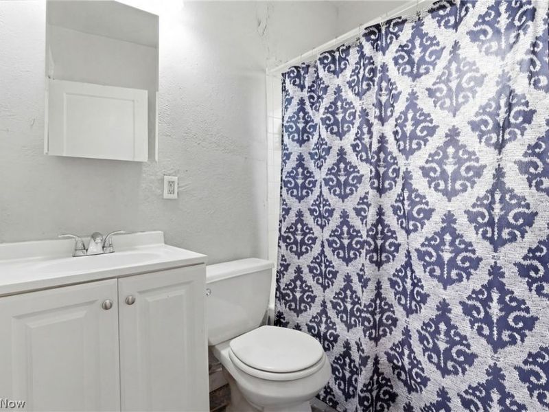 4025 E 144th Street, Cleveland, OH 44128 Photo 11