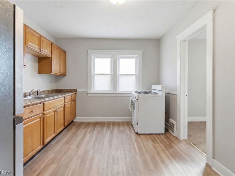 4025 E 144th Street, Cleveland, OH 44128 Photo 15