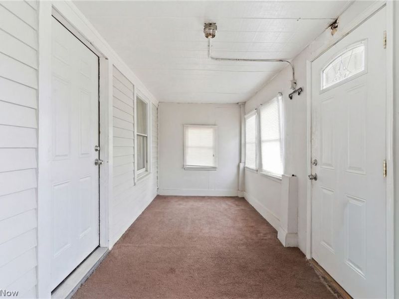 4025 E 144th Street, Cleveland, OH 44128 Photo 3