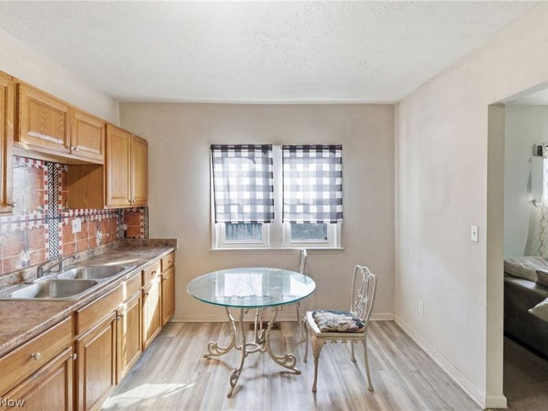 4025 E 144th Street, Cleveland, OH 44128 Photo 5