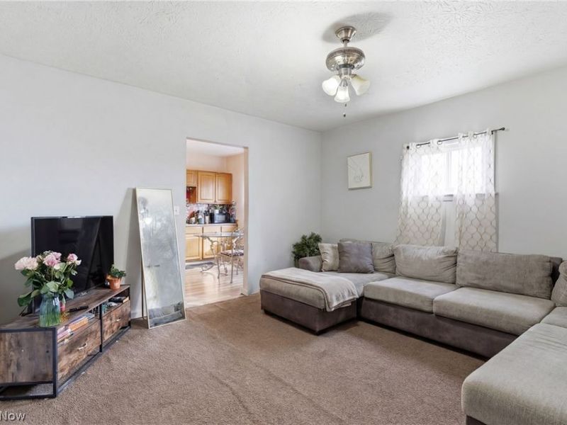 4025 E 144th Street, Cleveland, OH 44128 Photo 8