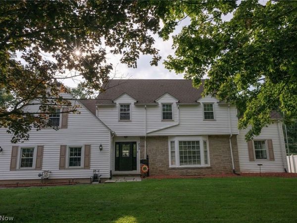 273 Griswold Drive, Youngstown, OH 44512