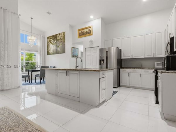 1010 SW 191st , Pembroke Pines, FL 33029