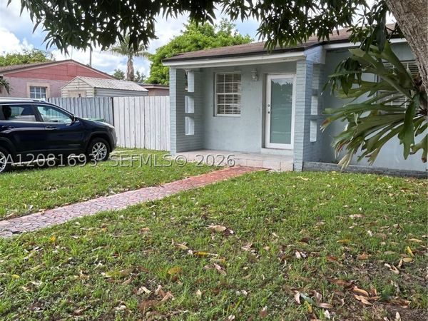 561 NW 188th , Miami Gardens, FL 33169
