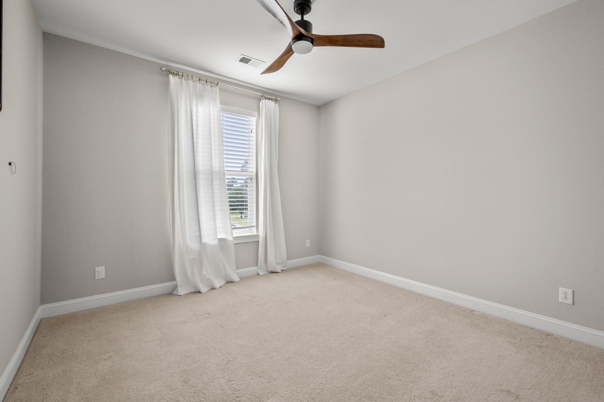 4176 Home Town Lane Photo 25