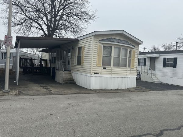 8800 S Harlem Avenue, Bridgeview, IL 60455