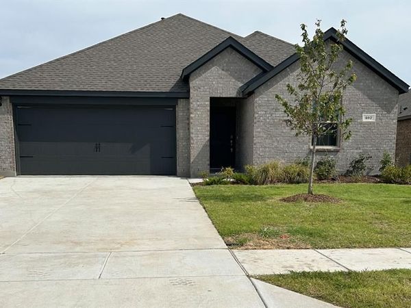 407 Carthage Street, Caddo Mills, TX 75135