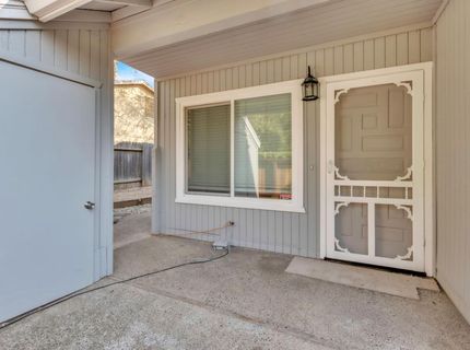 6910 Folsom Oaks Ct, Granite Bay, CA 95746 Photo