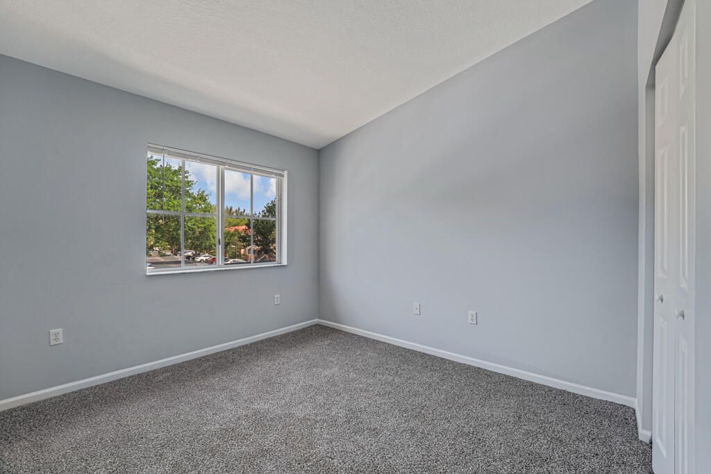 3810 N Jog Road, Unit 204, West Palm Beach, FL 33411 Photo