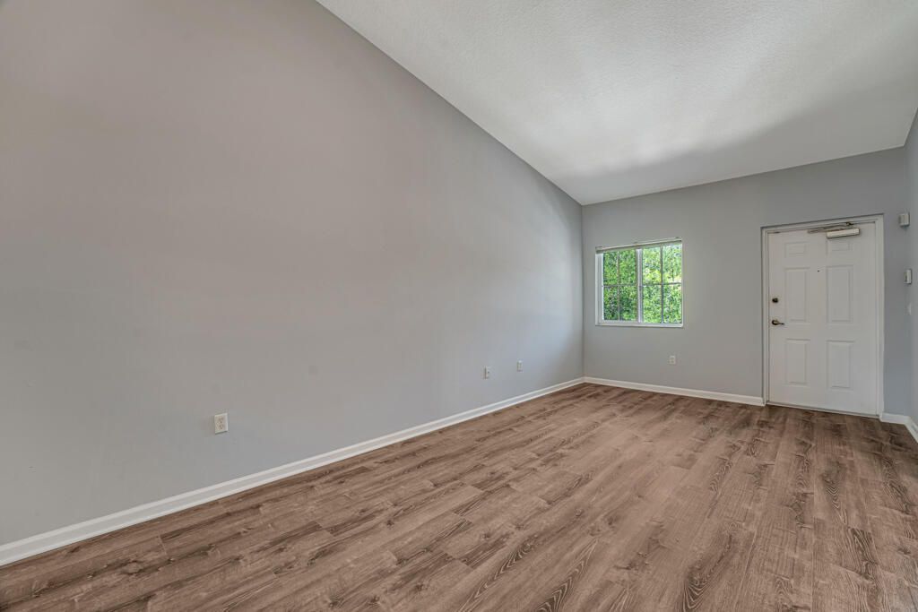 3810 N Jog Road, Unit 204, West Palm Beach, FL 33411 Photo
