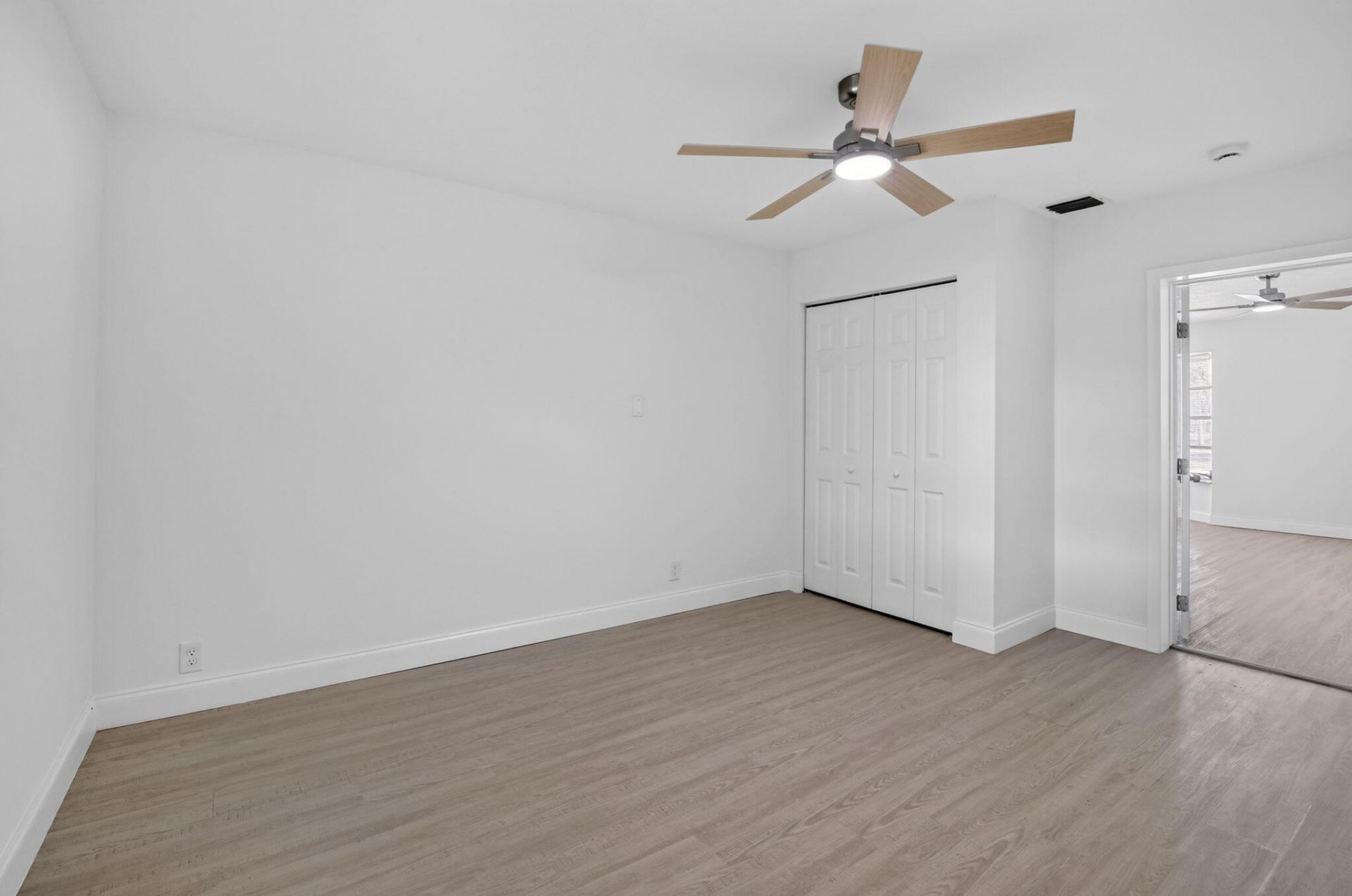 3390 NW 42nd Street, Lauderdale Lakes, FL 33309 Photo