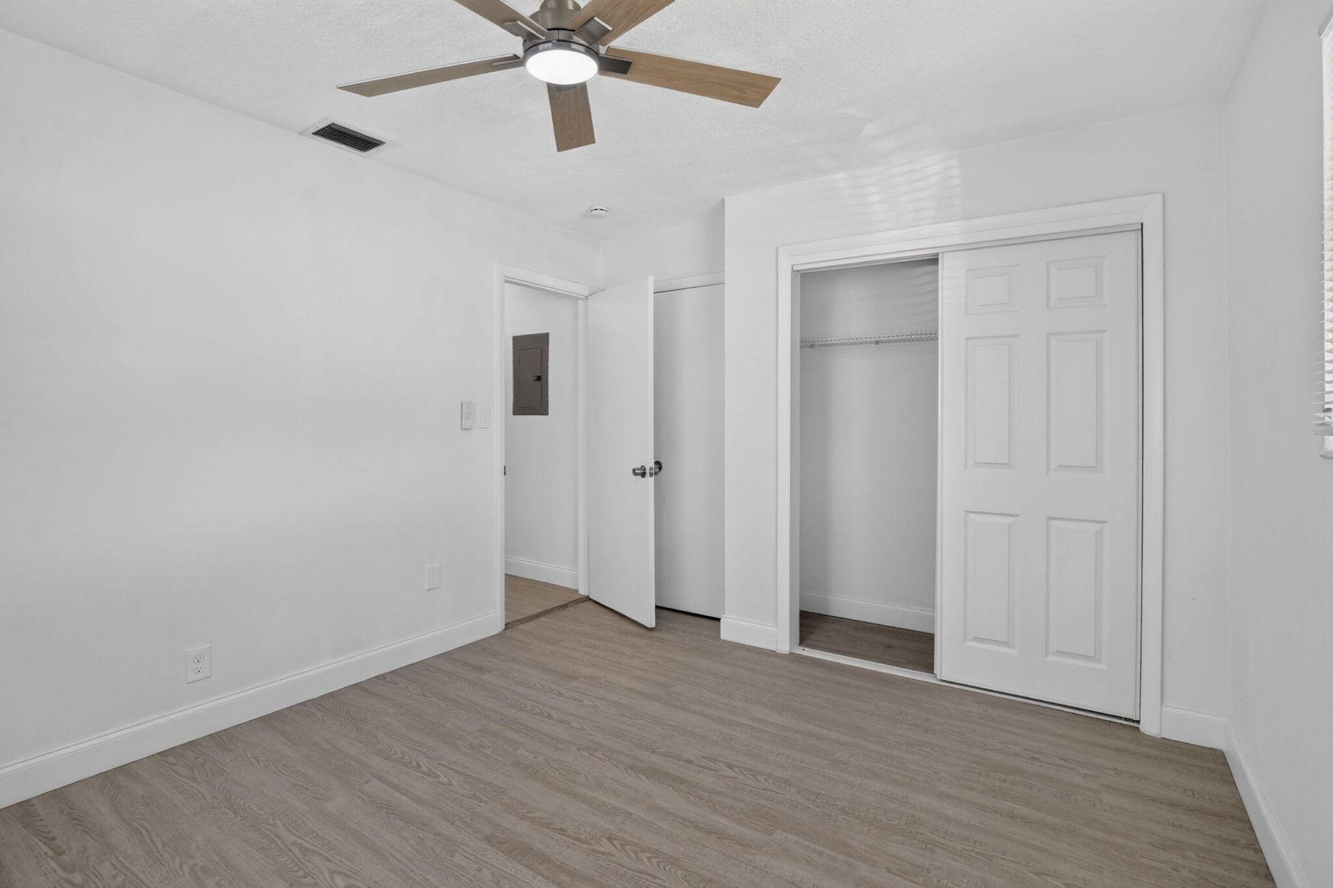 3390 NW 42nd Street, Lauderdale Lakes, FL 33309 Photo