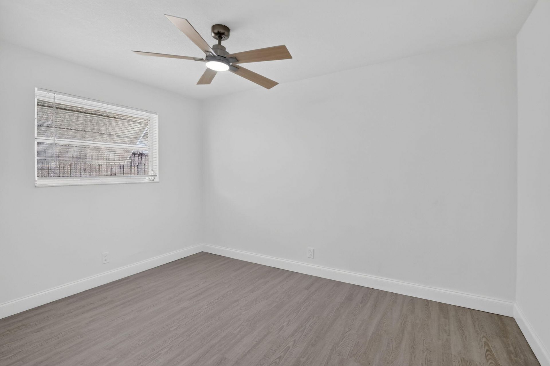 3390 NW 42nd Street, Lauderdale Lakes, FL 33309 Photo