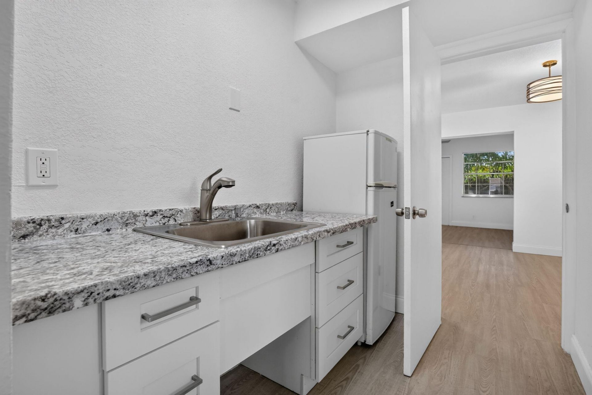 3390 NW 42nd Street, Lauderdale Lakes, FL 33309 Photo