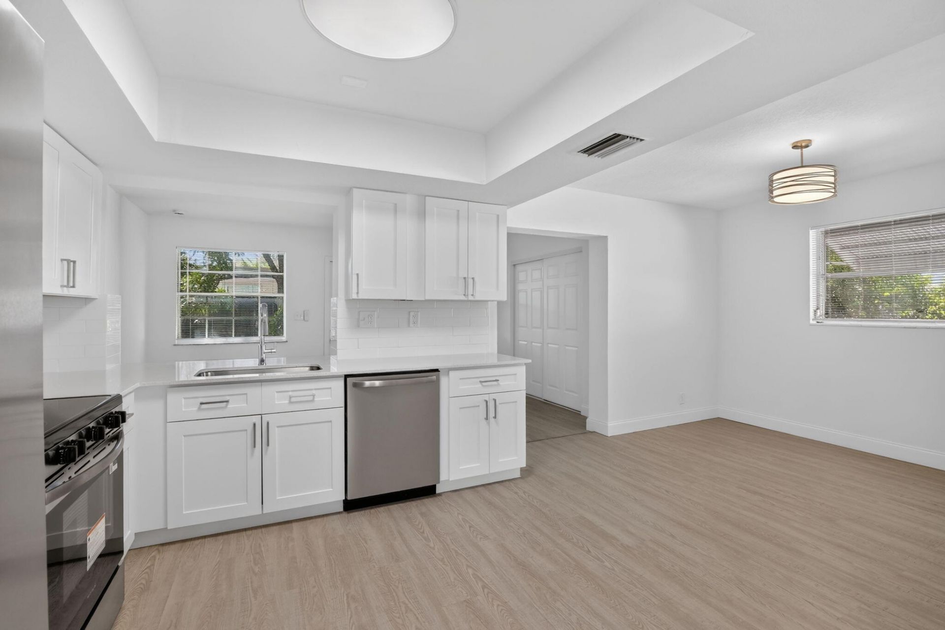 3390 NW 42nd Street, Lauderdale Lakes, FL 33309 Photo