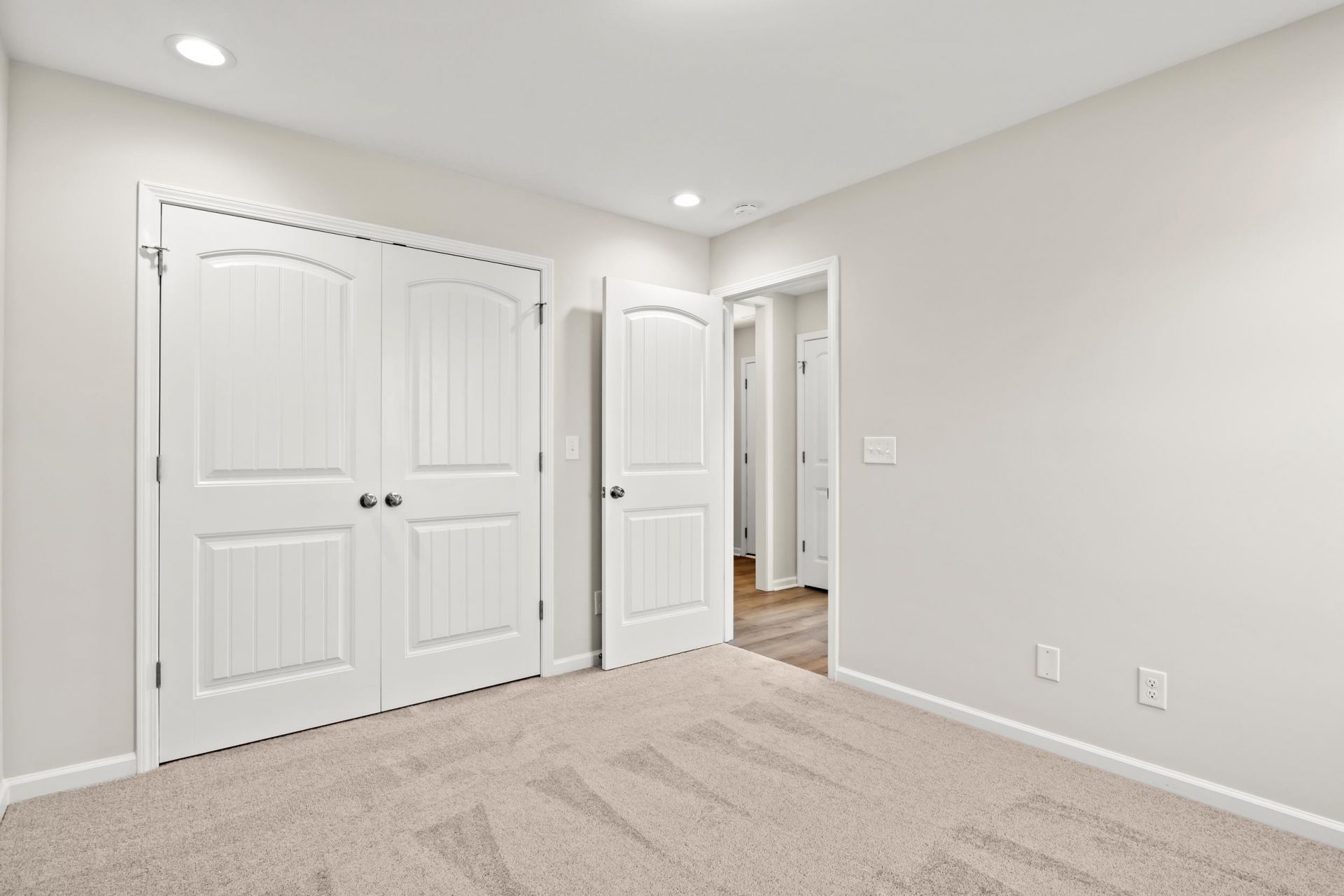 169 Gray Owl Dr. Photo 16