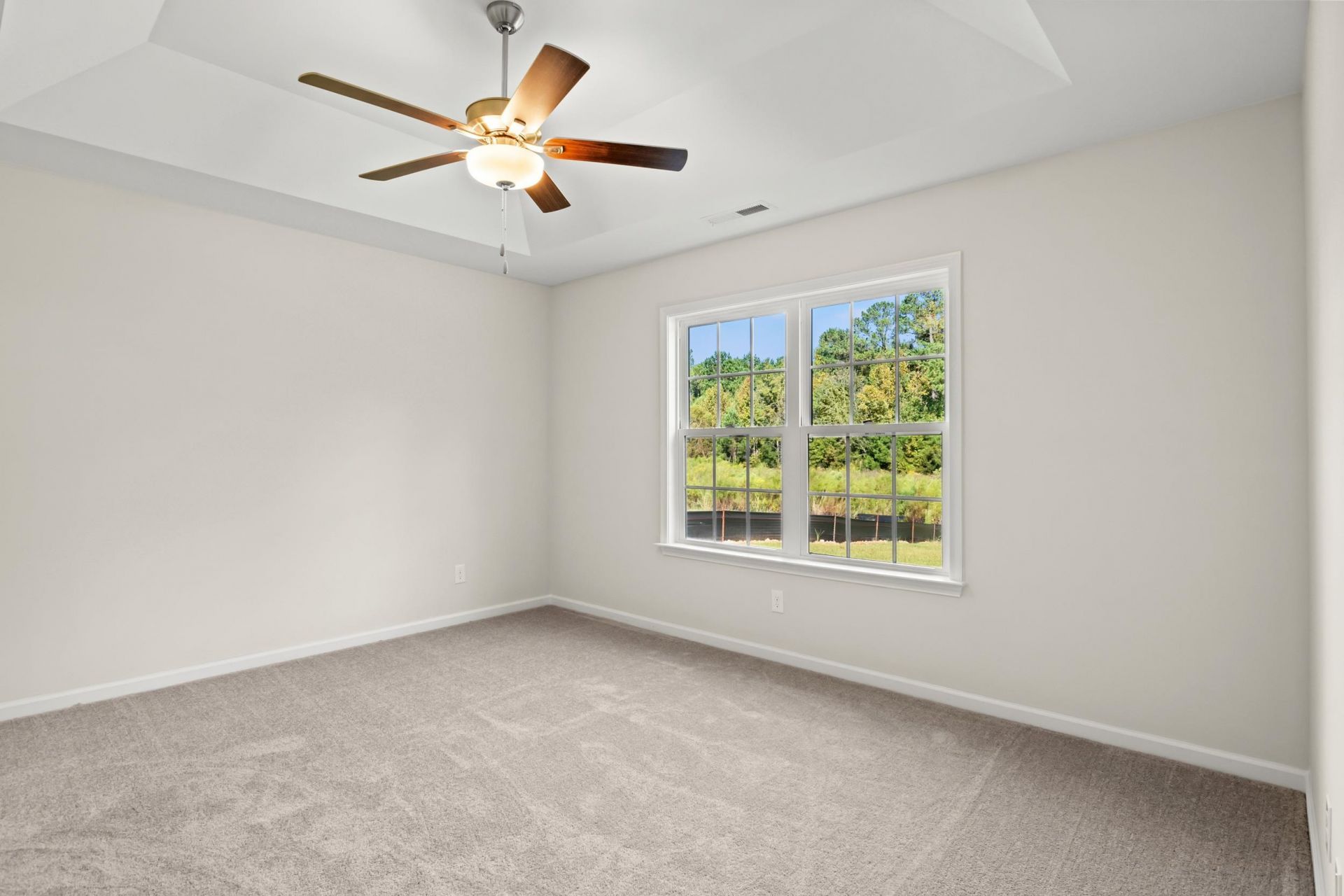 169 Gray Owl Dr. Photo 8
