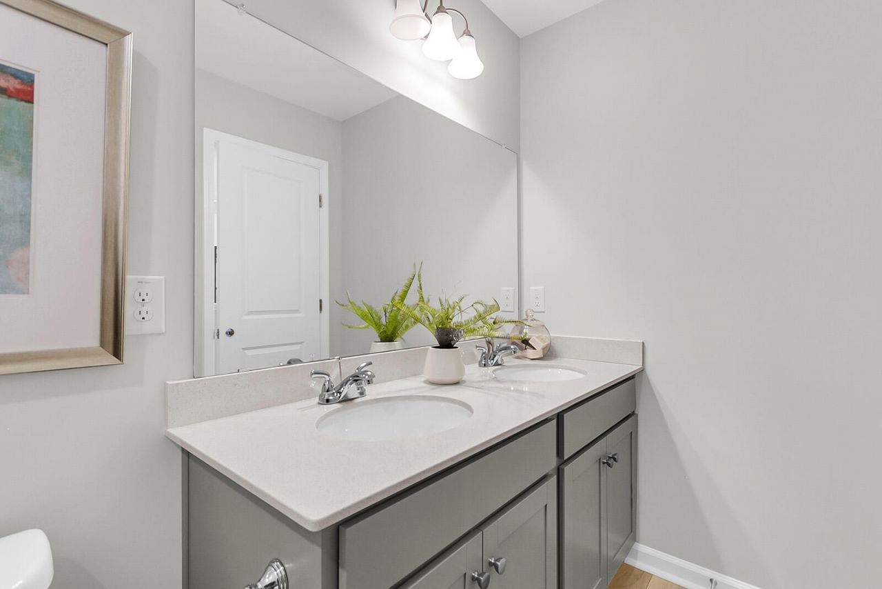 109 Clarabelle Lane Photo 5