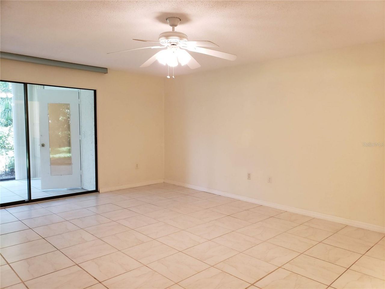 138 Pineneedle Drive , Bradenton, FL 34210 Photo