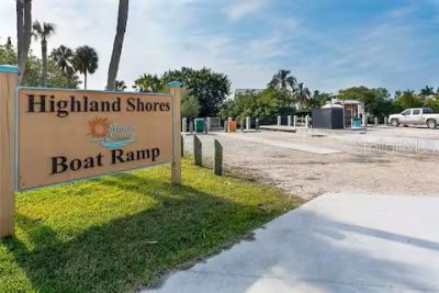 305 Linden Drive , Ellenton, FL 34222 Photo