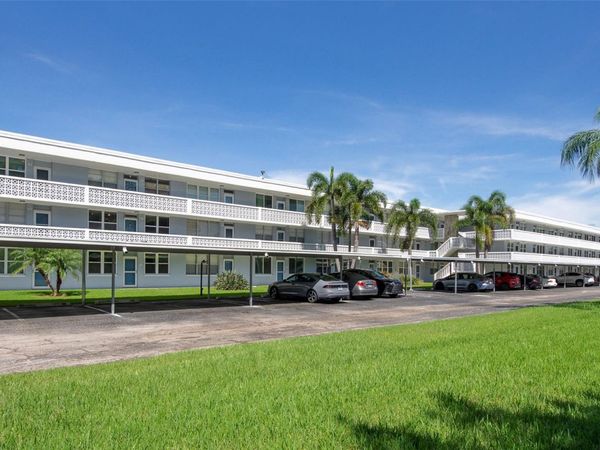 4720 LOCUST STREET NE, Unit 219, ST PETERSBURG, FL 33703