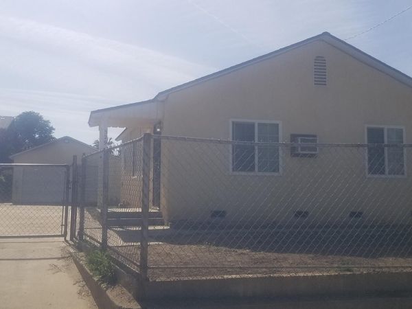 329 S. Oildale Dr, Bakersfield, CA 93308