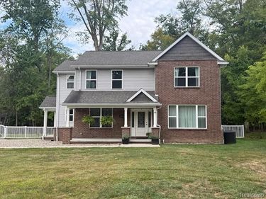 16135 Henry Ruff Street , Livonia, Mi 48154