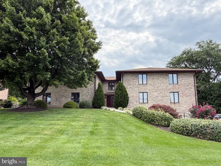 5840 Fairway Drive W, Unit 1, Fayetteville, PA 17222 Main Photo