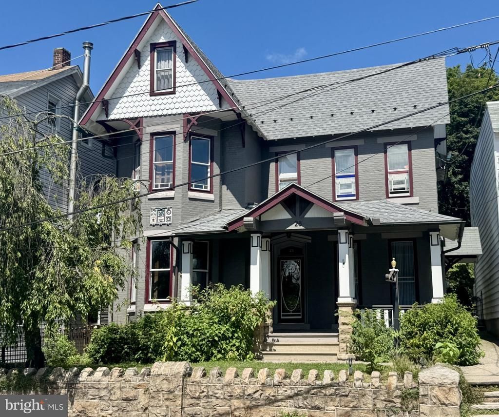 28 DOCK STREET , SCHUYLKILL HAVEN, PA 17972